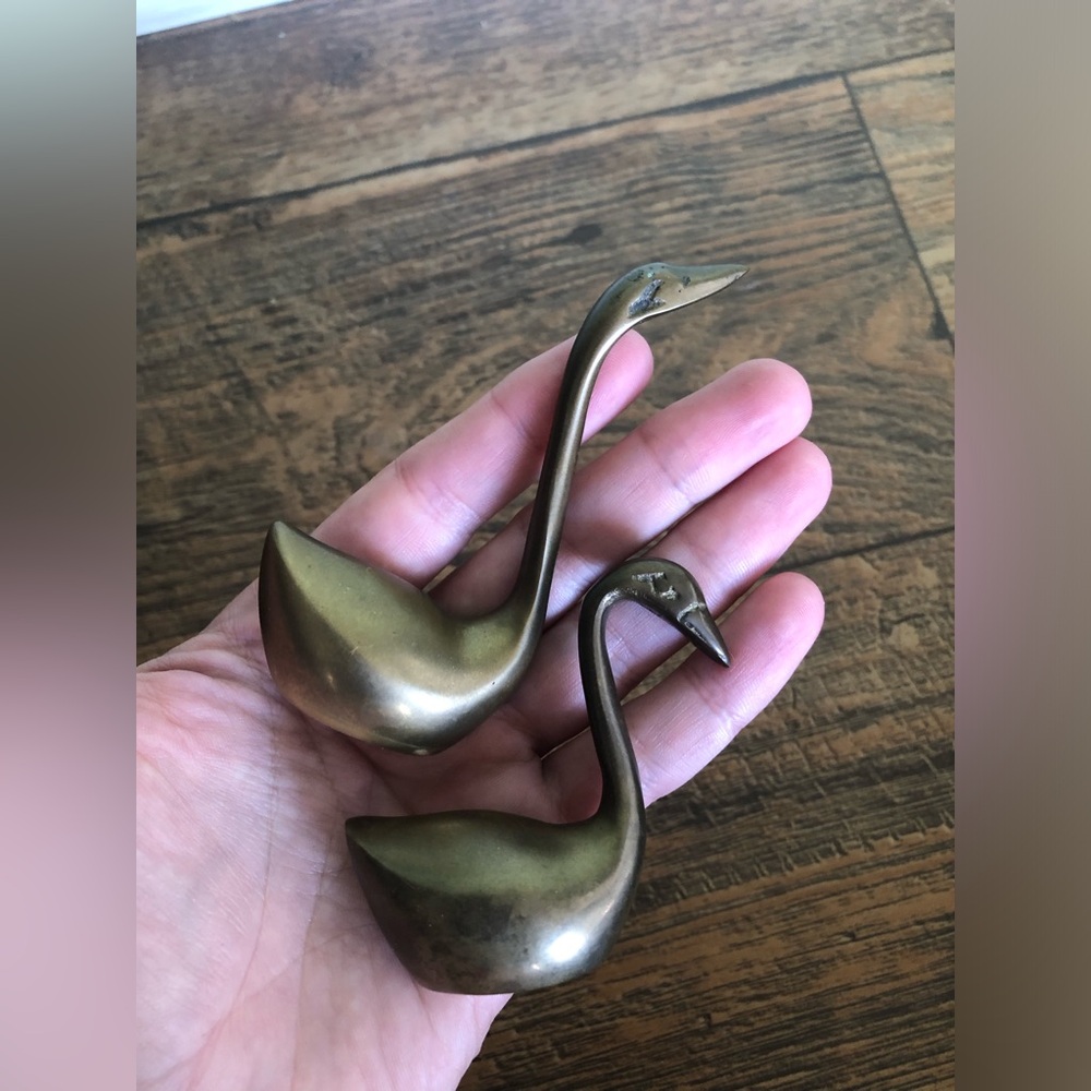 Vintage MCM Brass Swan Figurines Statue Decor Lot of 2 Home Garden Animal Birds